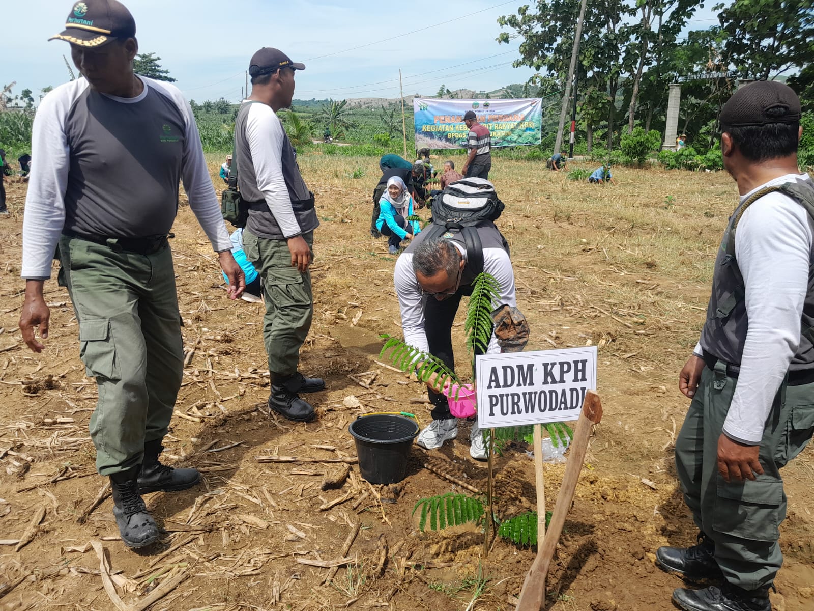 WhatsApp-Image-2025-11-08-at-06.34.49_050a3000